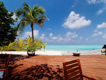 Maldives, South Male Atoll, Olhuveli Beach & Spa Resort